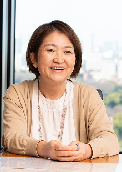 常務理事　上原京子さん