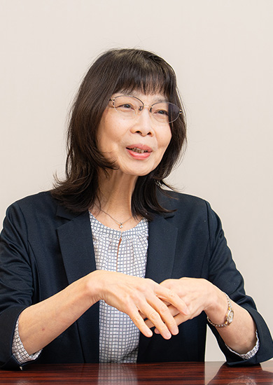 女性の健康総合センターセンター長 小宮ひろみさん